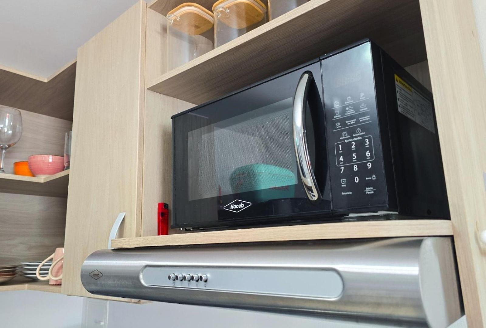 Elegancia Y Comodidad Cerca Del Mar Y Aeropuerto Apartamento